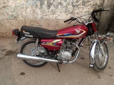 Honda CG 125 red colour