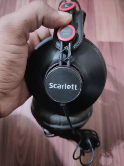 Scarlett Focusrite Studio Monitoring Headphones