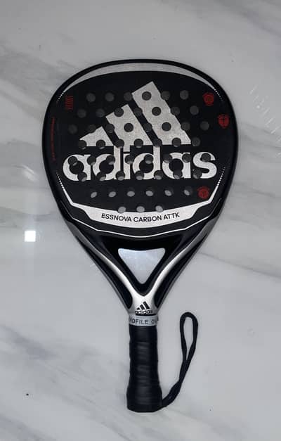 Adidas ESSNOVA CARBON ATTK