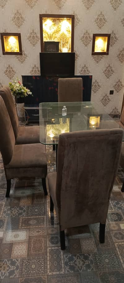 6 chairs and a dinning table