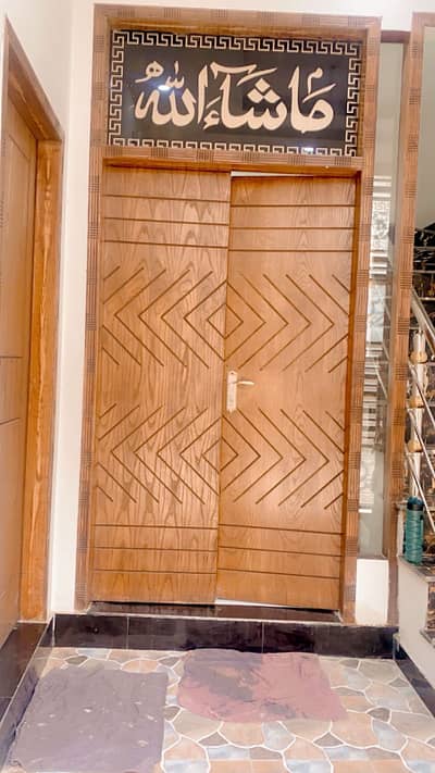 3 Marla Triple Story House For Sale In Cavalry Extension