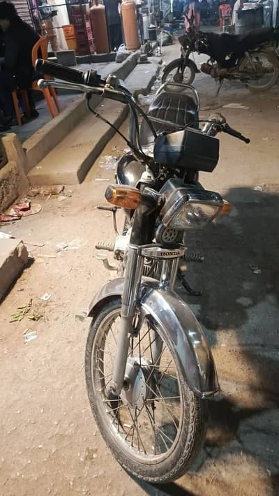 honda 70 2023 and ki h 2024 Wala Patta h