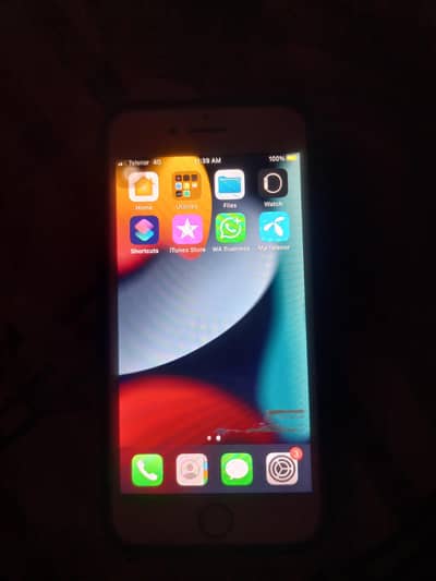 I Phone 7--32 GB --PTA Approved