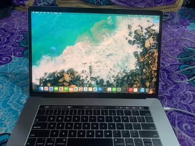 MacBook pro 2019 15 inch