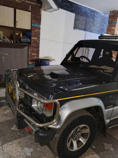 Pajero 3 door MMC London model
