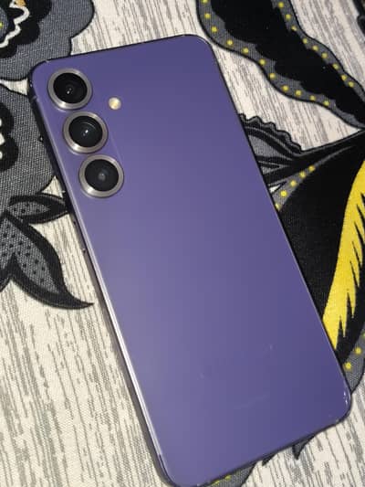 Samsung S24 with box 128gb non pta