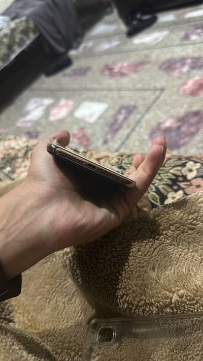 Iphone xs max 64gb golden