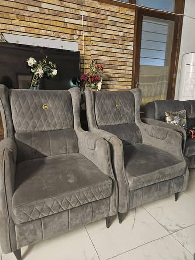 7 Seater Luxury Sofa Set – Excellent Condition