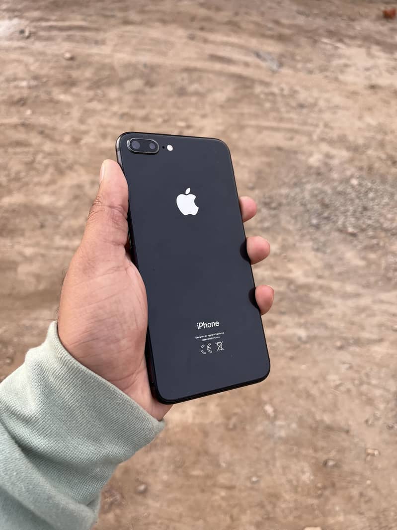 iPhone 8plus  0
