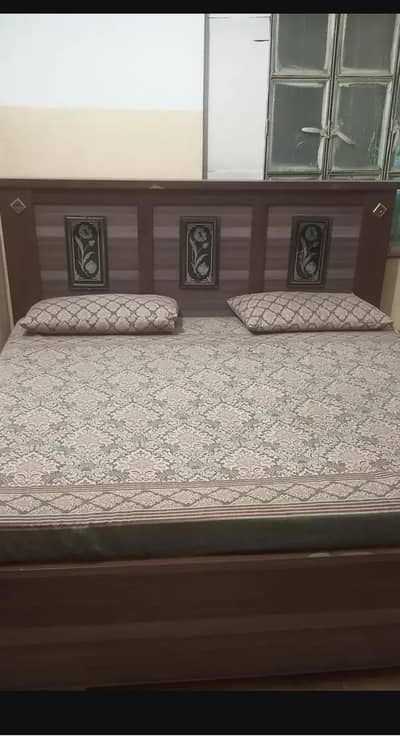king bed with Master Celeste spring mattress