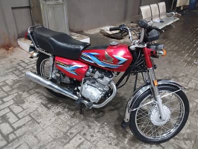 Honda cg 125 , Condition 10/8 ,  seal engine
