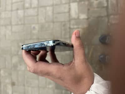 I phone 12 pro water pack jeniun  factory unlock …