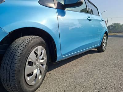 Toyota Vitz 2014 spider shape home used