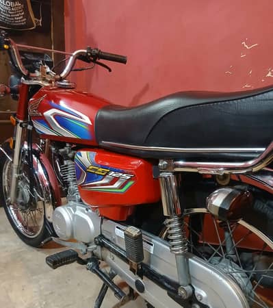 HONDA CG 125 2022 MODEL FULLY GENUINE CONDITION