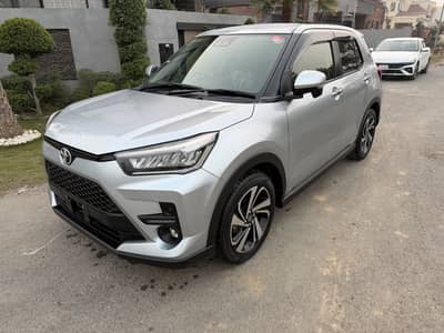 Toyota Raize Z 2020 4.5 grade low milage car 2 keys