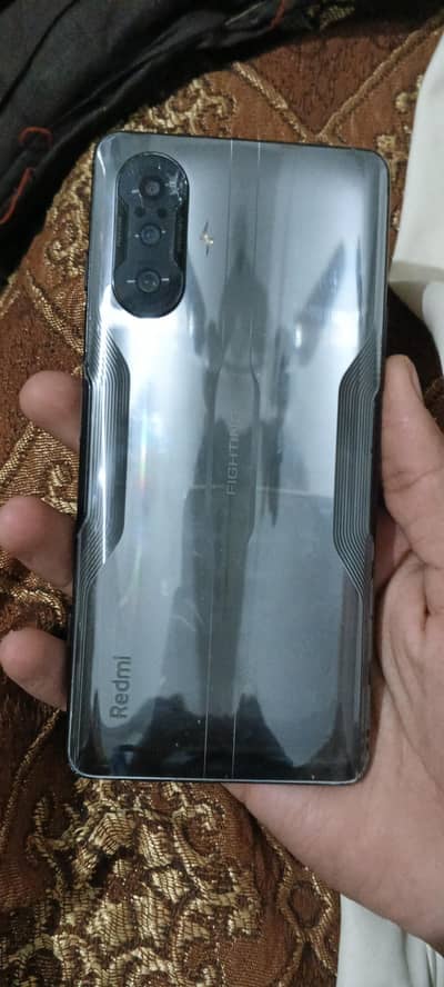 Redmi k 40 gaming set  mbl all ok hai bs camera glass chatak hai