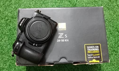 Nikon Z5 complete box