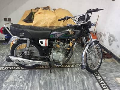 Honda CG-125 for sale or exchange possible with CB-150 or GS-150