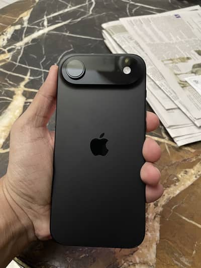 iphone 17 Air 256GB Factory Unlocked - Just like new