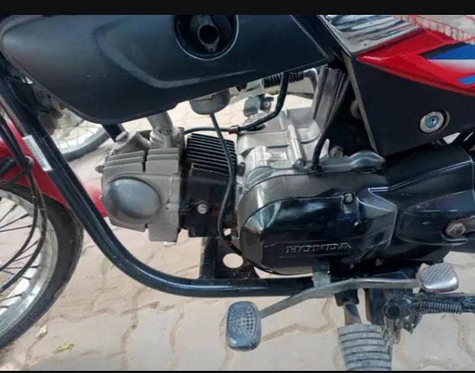 ہنڈاپرائیڈربالکل اصلی حالت میں 4