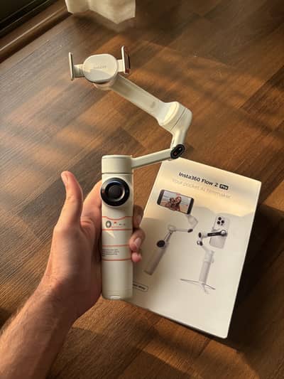 Insta360 flow 2 pro