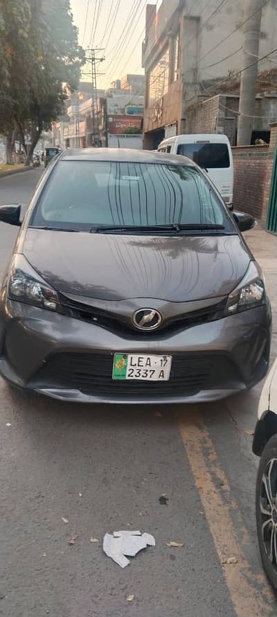 Toyota Vitz 2014 model  17 import home used car
