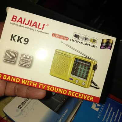 9 band radio with new technology