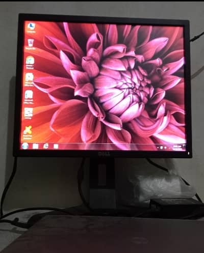 Dell P1917SC 19” IPS LED Monitor.
