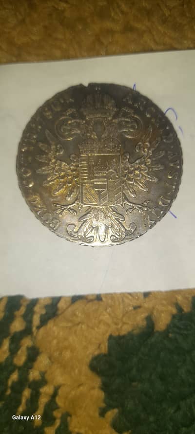This is an old and collectable coin from 1780 this is a very rare coi