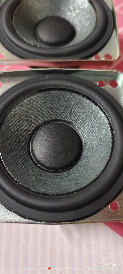 Bose original speaker nudium magnet powerful sound size 2.5 inch