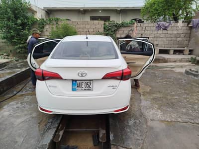 Toyota yaris gli  bumper 2 bumper  genen