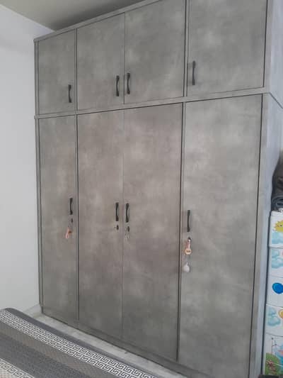 high quality spacious cuboards