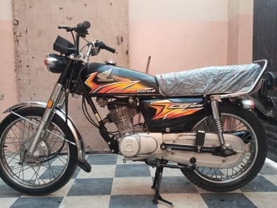 Honda cg 125 model 2021 Hyderabad number condition 10/9
