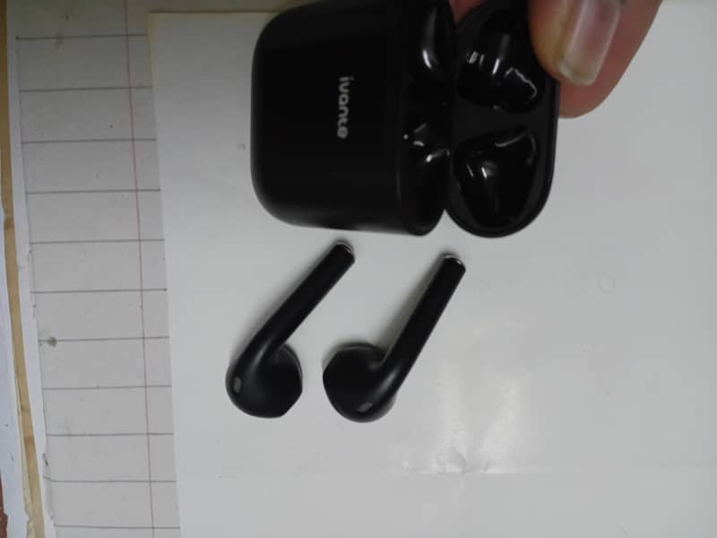 Earbuds 2