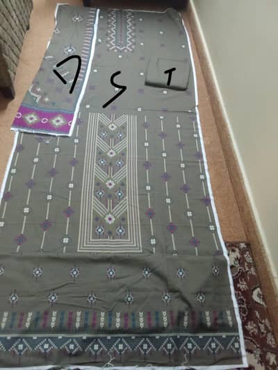 khaddar ladies suit/dress beechtree 100% original outlet stock 3 pics