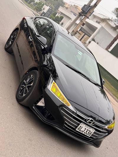 HYUNDAI ELANTRA GLS 2.0