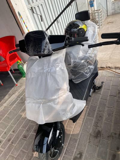 Electric Scooty | BOLT Scooty | Free Helmet Free Home Delivery LAHORE