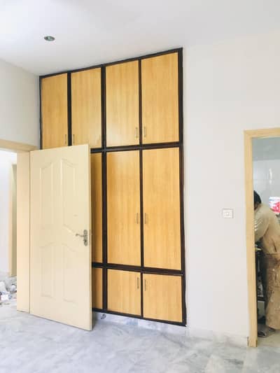 House For Rent in G-13 (4 Marla)