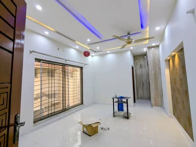 5 Marla Full House Available For Rent In Canal Garden Near Bahria Town Lahore