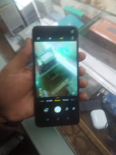 Tecno camon18  4 128 room