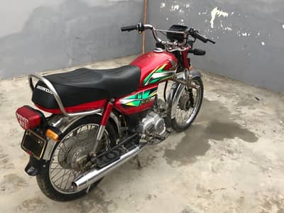 Honda CD 70 2022