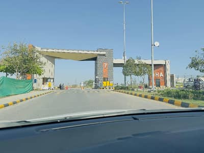 DHA Phase 5 Emar MR 1 Street 2 South Face Plot