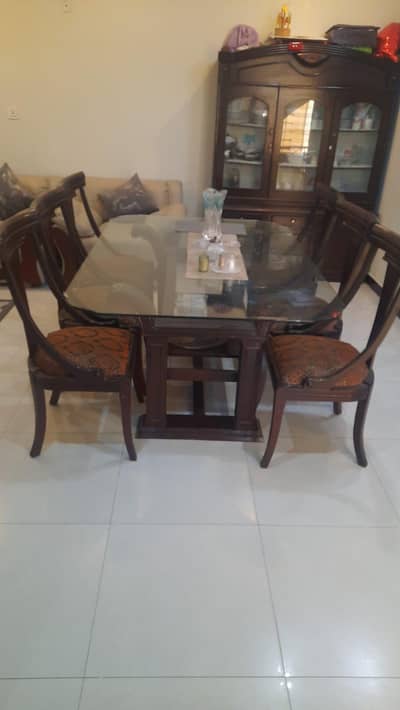 Dinning table with 6 chairs