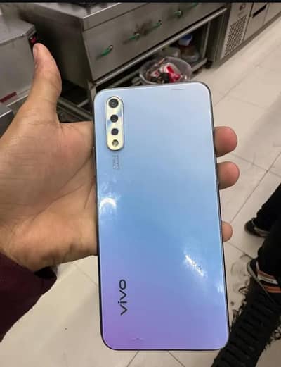 Vivo S1