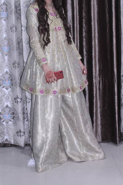 wedding dress barat / engagement