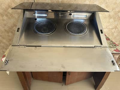 Snifz hood micro wave and builton oven gas plus Eletric