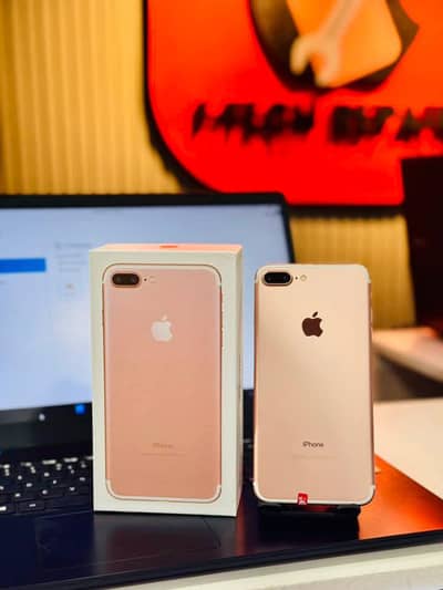 iPhone 7 plus 128gb with complete box whatsapp number 03229399419