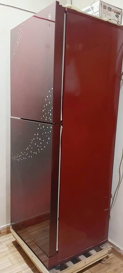 PEL Refrigerator (15 Cu Ft) with Wooden Stool
