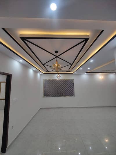 Brand New Luxury Single Story House Brand New Condition Available For Sale Prime Location Paris City Block.