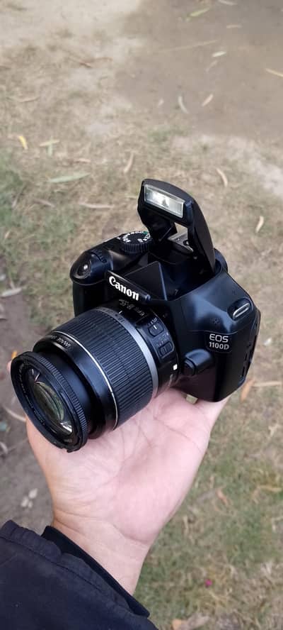 Dslr  1100D Canon Camra.   Lanz 18,55mm VR Atuo Canon
